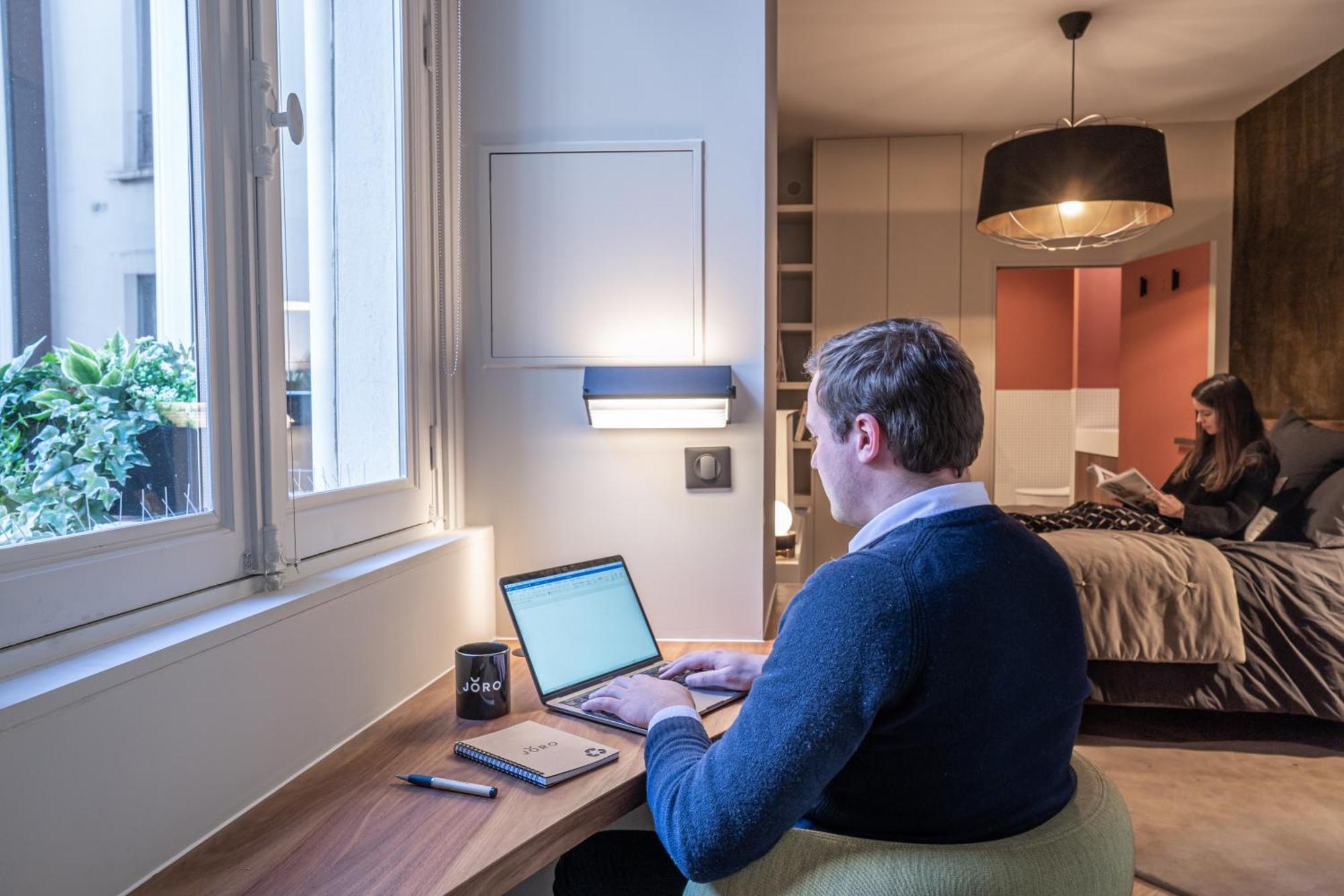 Joro Living Lejlighed Paris Værelse billede